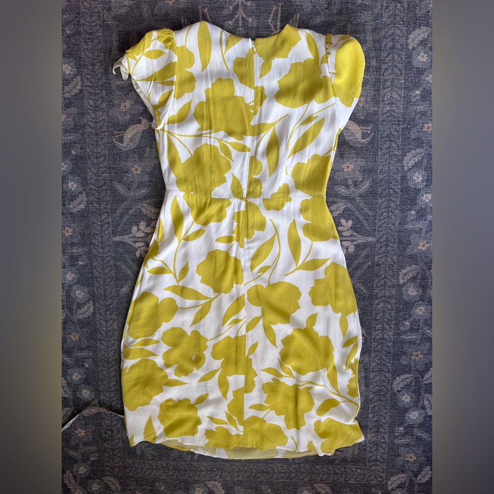 Ann Taylor white and yellow floral short tie sleeve dress NWT - Picture 3 of 7